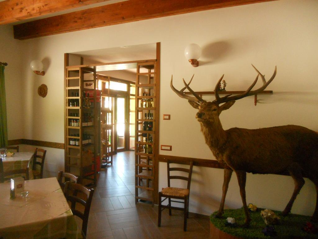 La Locanda Del Lago Lucciola Villalago 외부 사진