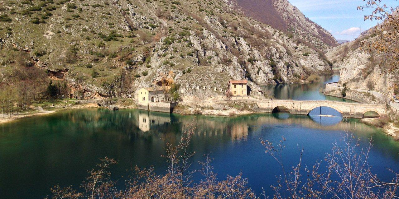 La Locanda Del Lago Lucciola Villalago 외부 사진